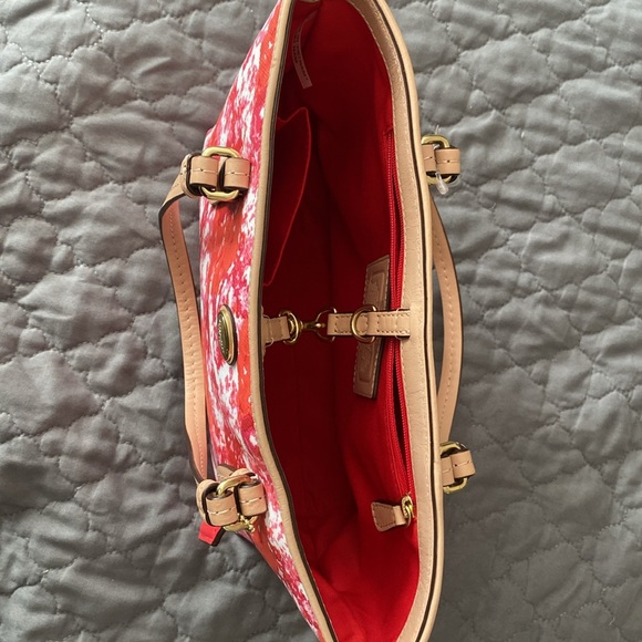 COACH PEYTON FLORAL PRINT TOP HANDLE TOTE - Picture 7 of 8